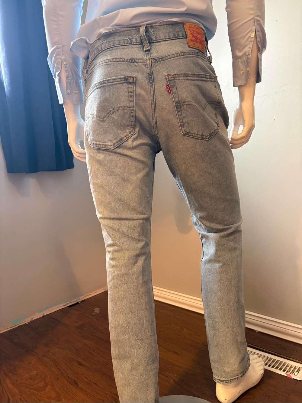 Levi's 511 Slim Fit Jeans Faded Light Blue Wash Men’s Sz 36x32.